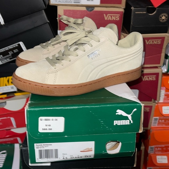 Puma Other - Gradeschool Puma Suede Taupe/Beige Size 5.5 Kids